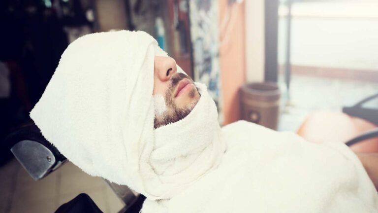 What are the Benefits of a Hot Towel Shave